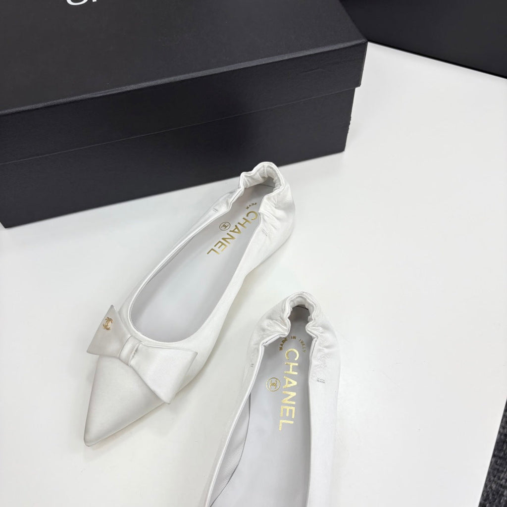 CHANEL BALLET FLATS 25S IN WHITE SATIN WITH BOW