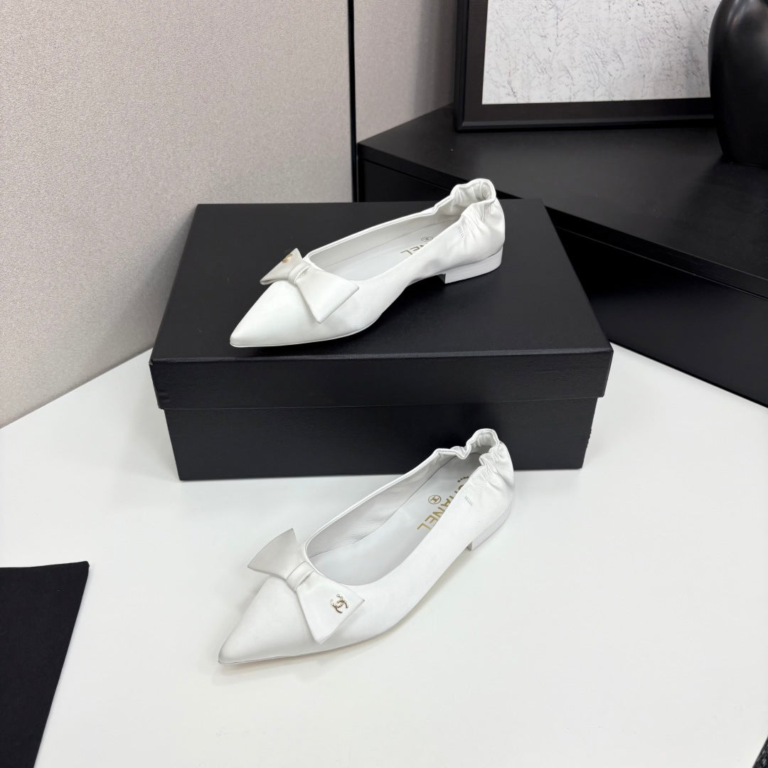 CHANEL BALLET FLATS 25S IN WHITE SATIN WITH BOW