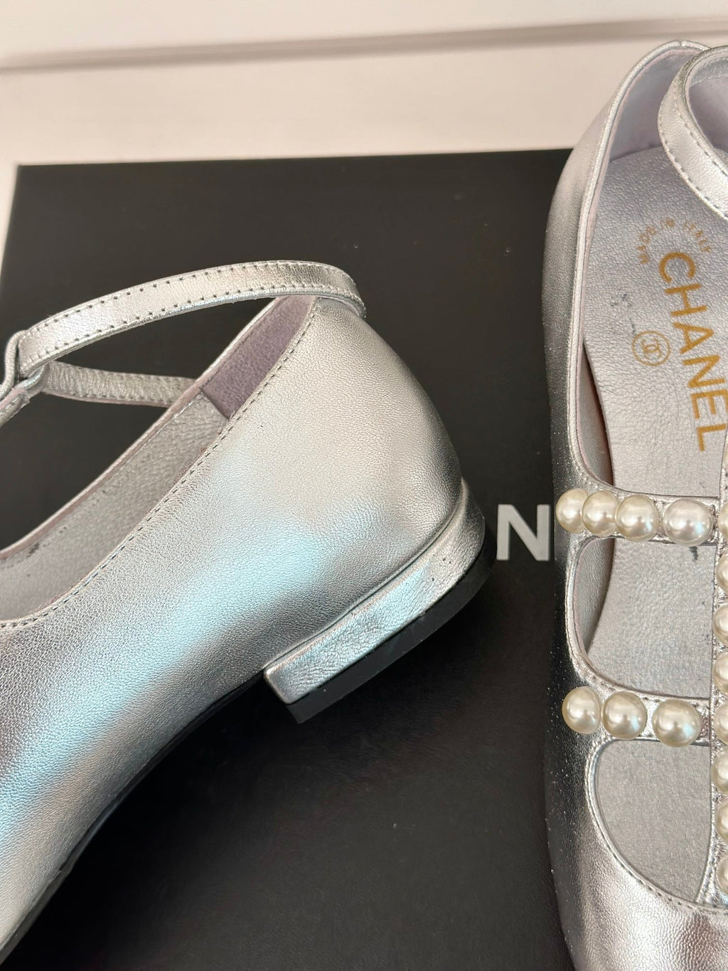 CHANEL MARY JANES SHOES SILVER GOATSKIN WITH FAUX PEARL